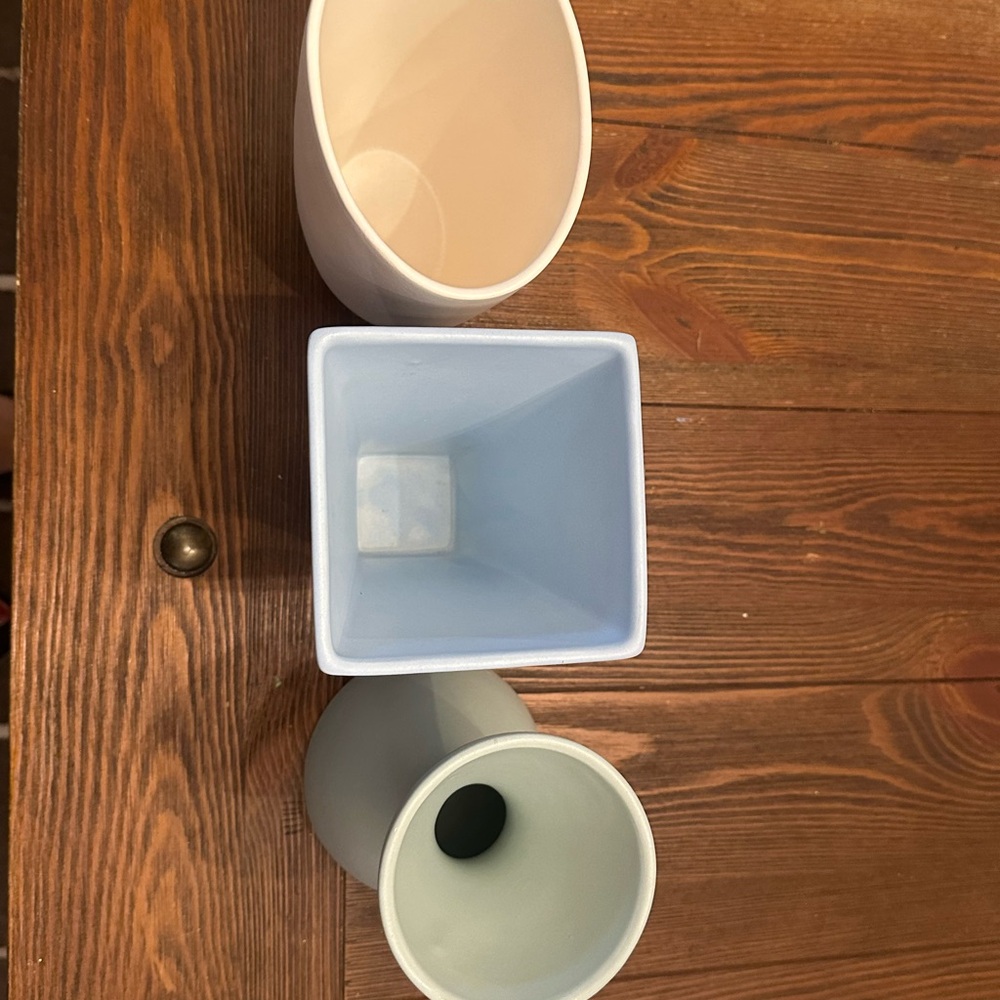 Vintage IKEA Anne Nilsson Ceramic Vase Set - Picture 6 of 10